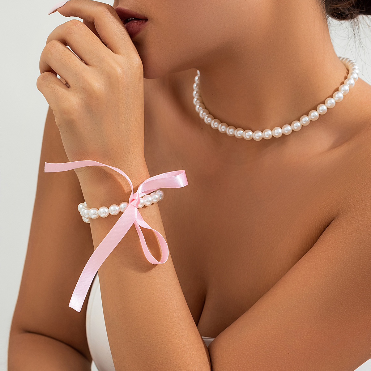 European and American cross-border accessories, retro long bow, collarbone chain, neck chain, DIY tie, velvet pearl necklace for women Specification drawing