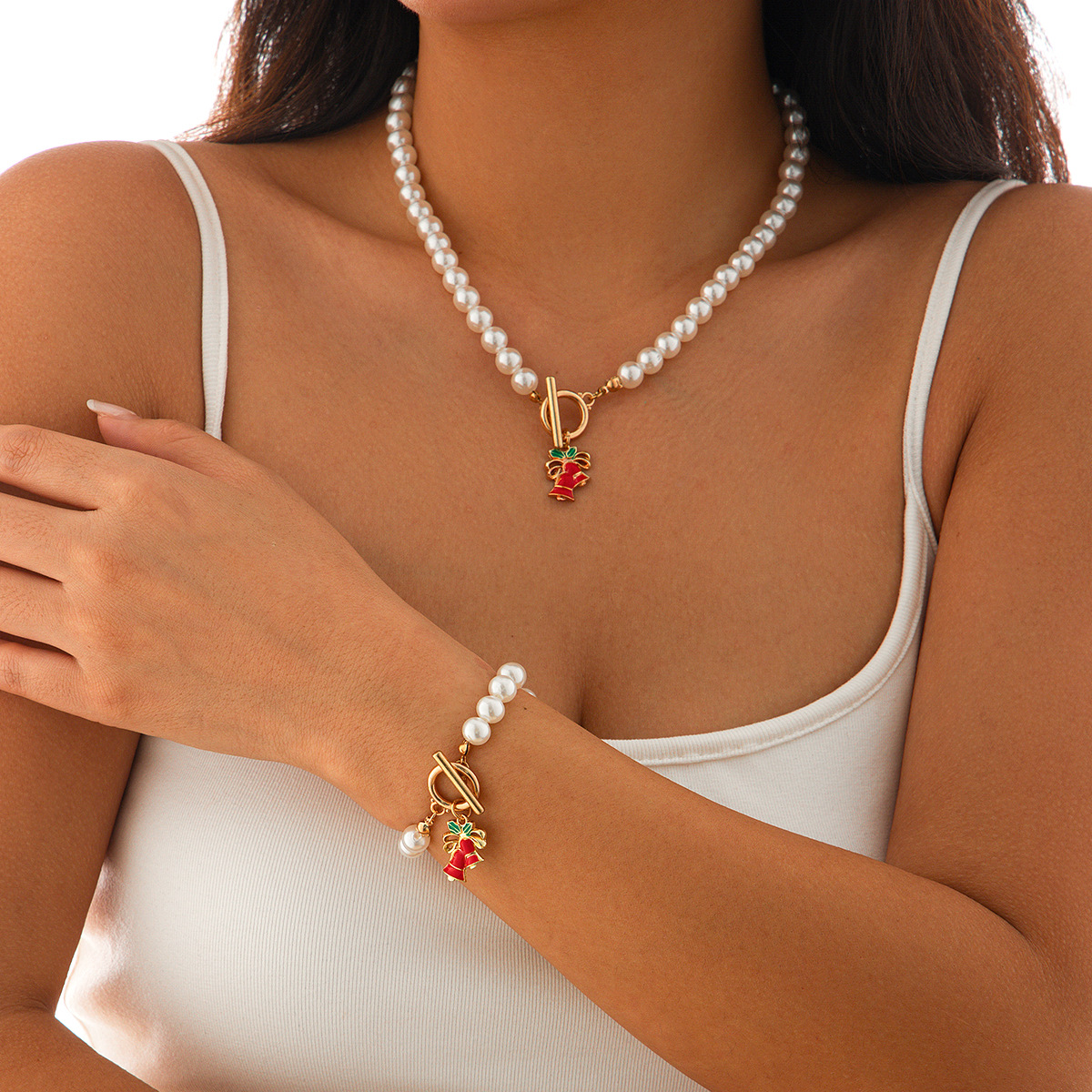 European and American cross-border jewelry, light luxury style imitation pearl necklace set, fashionable Christmas tree pendant ot buckle necklace details Picture