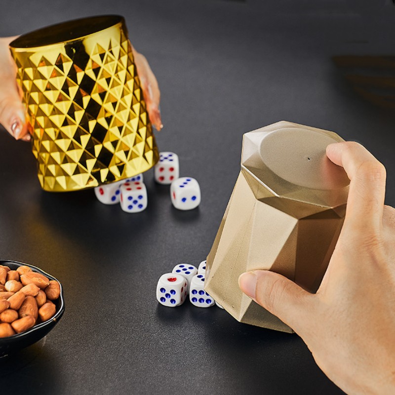 Dice dice cup, bar and KTV frosted hand feel sieve cup, sieve set, colored cup, entertainment supplies, with logo available Application Scenario