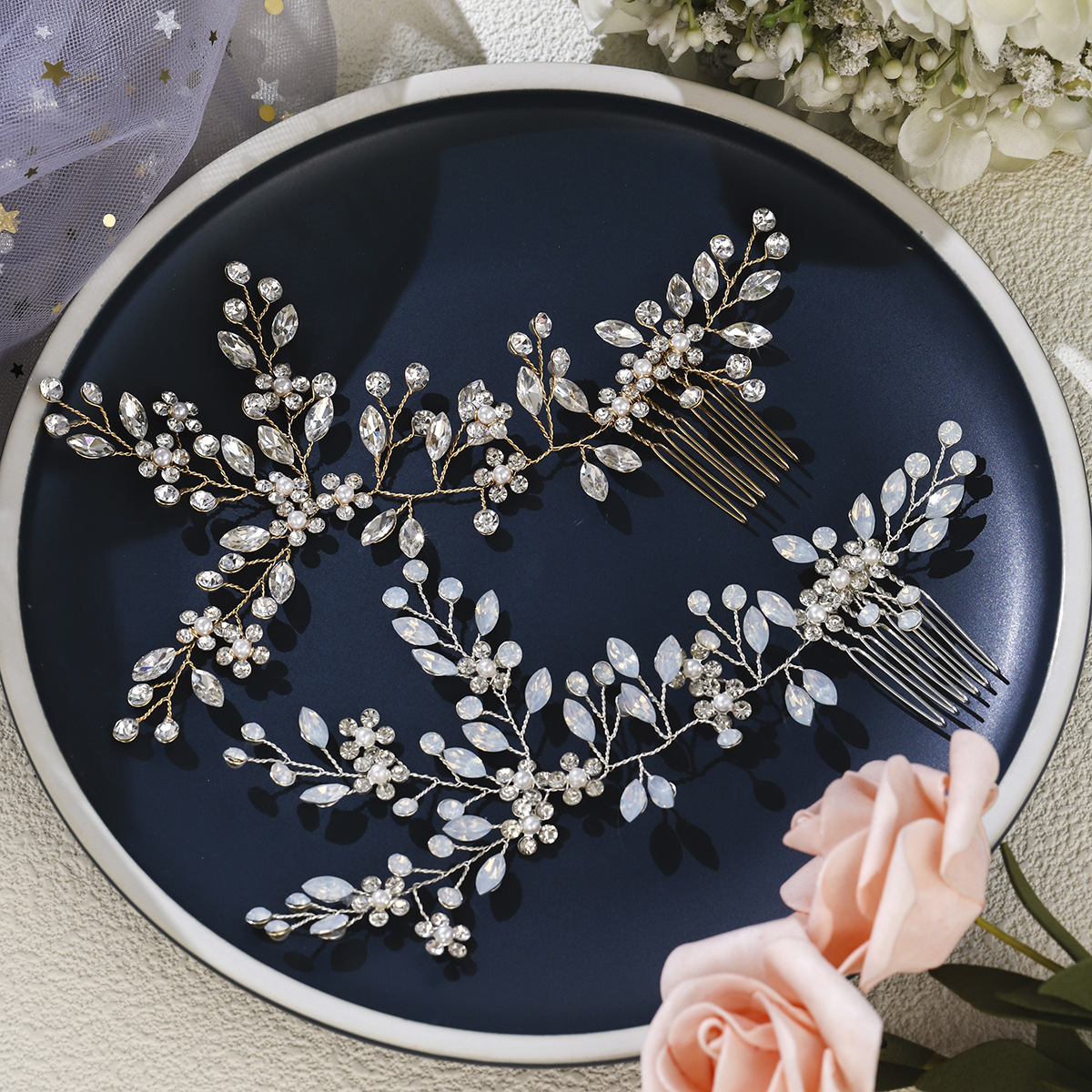 Cross-border accessories, handcrafted crystal bridal hair comb, new European and American wedding headwear, alloy rhinestone flower bun hair comb details Picture