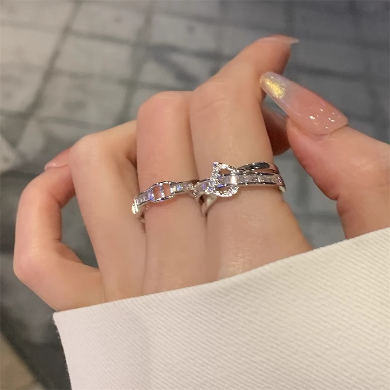 Super flash Zircon letter ring, a high-end, fashionable and cold style light luxury index finger ring, an ins niche design ring Application Scenario