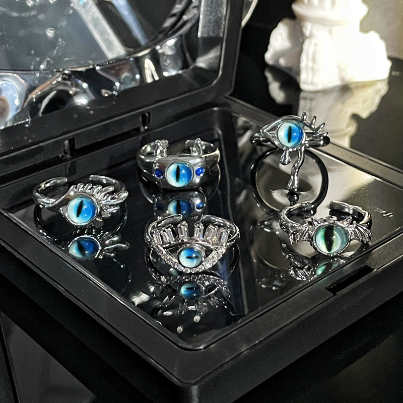 Devil's Eye Open Ring, female cat eye, niche, light luxury, high-end style, cold personality, index finger ring, unique ring full figure