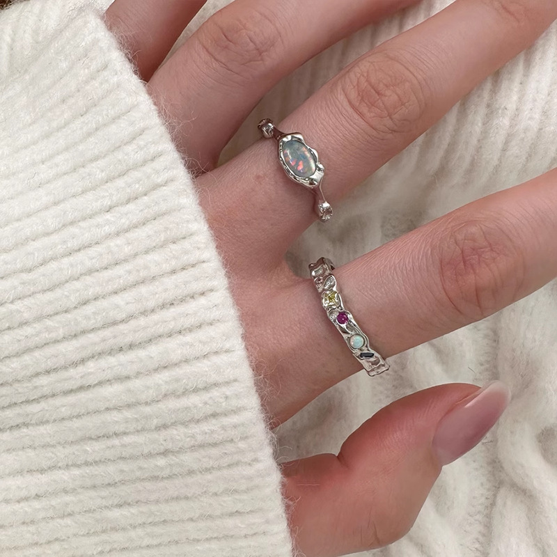 Opal colored small diamond ring for women's combination style, cold style, fashionable, individual, versatile and high-end index ring new style full figure
