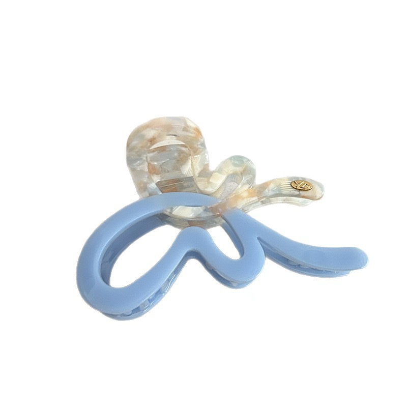 YD's new acetic acid gradient fresh butterfly shark clip for the back of the head, a girlish heart hair accessory and headwear clip for spring and summer Item Picture