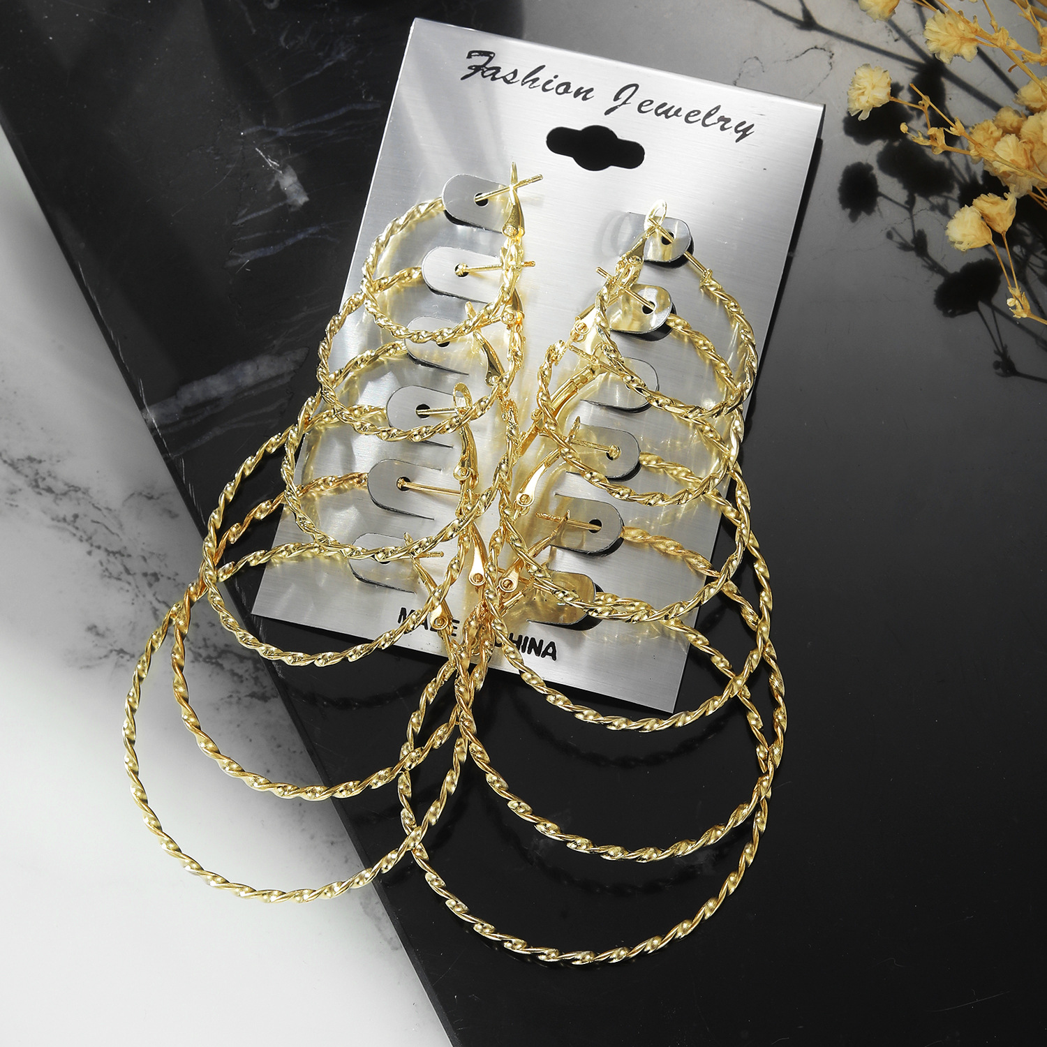 6 pairs of classic, versatile, personalized and exaggerated metal ring earrings from Europe and America Cross-border Black Fashion Specification drawing