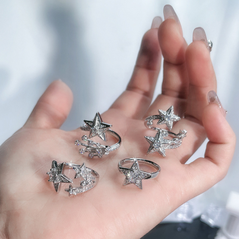 A high-end, light luxury, fashionable and versatile ring with a cold style, an open ring on Instagram, and a unique, exquisite, sweet and cool ring full figure