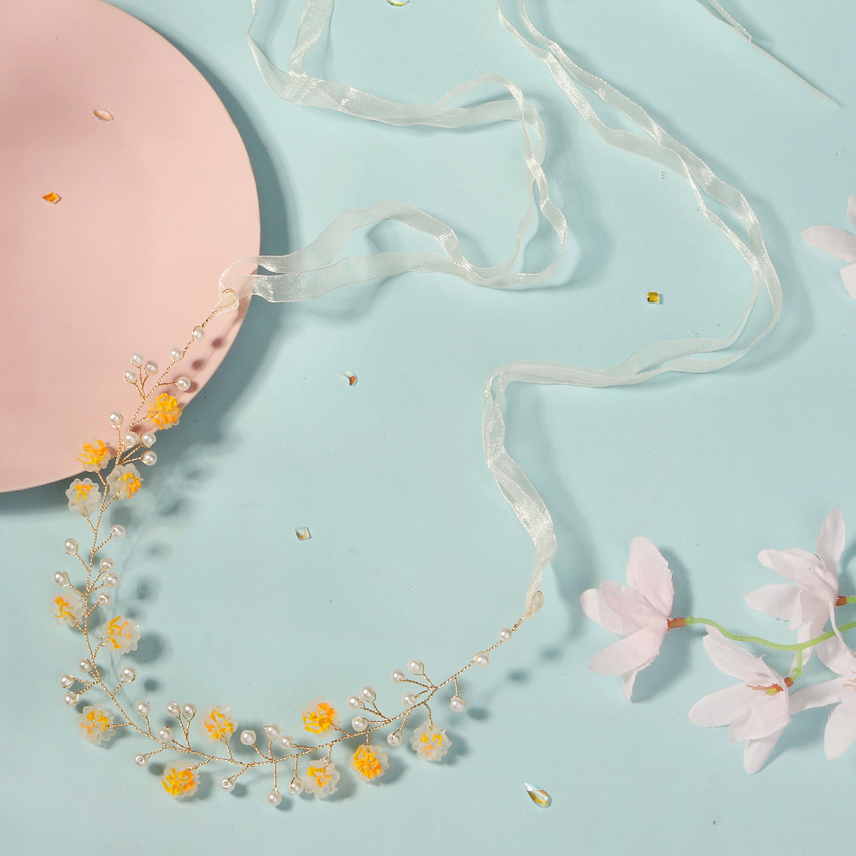 New cross-border yellow acrylic flower pearl hair band, high-end birthday and wedding bun headwear, bride's hair band Specification drawing
