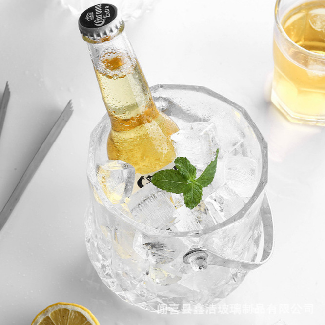 Wholesale diamond ice buckets, glass transparent ice cube buckets, plastic champagne buckets, portable small ice buckets, KTV and bar supplies Application Scenario