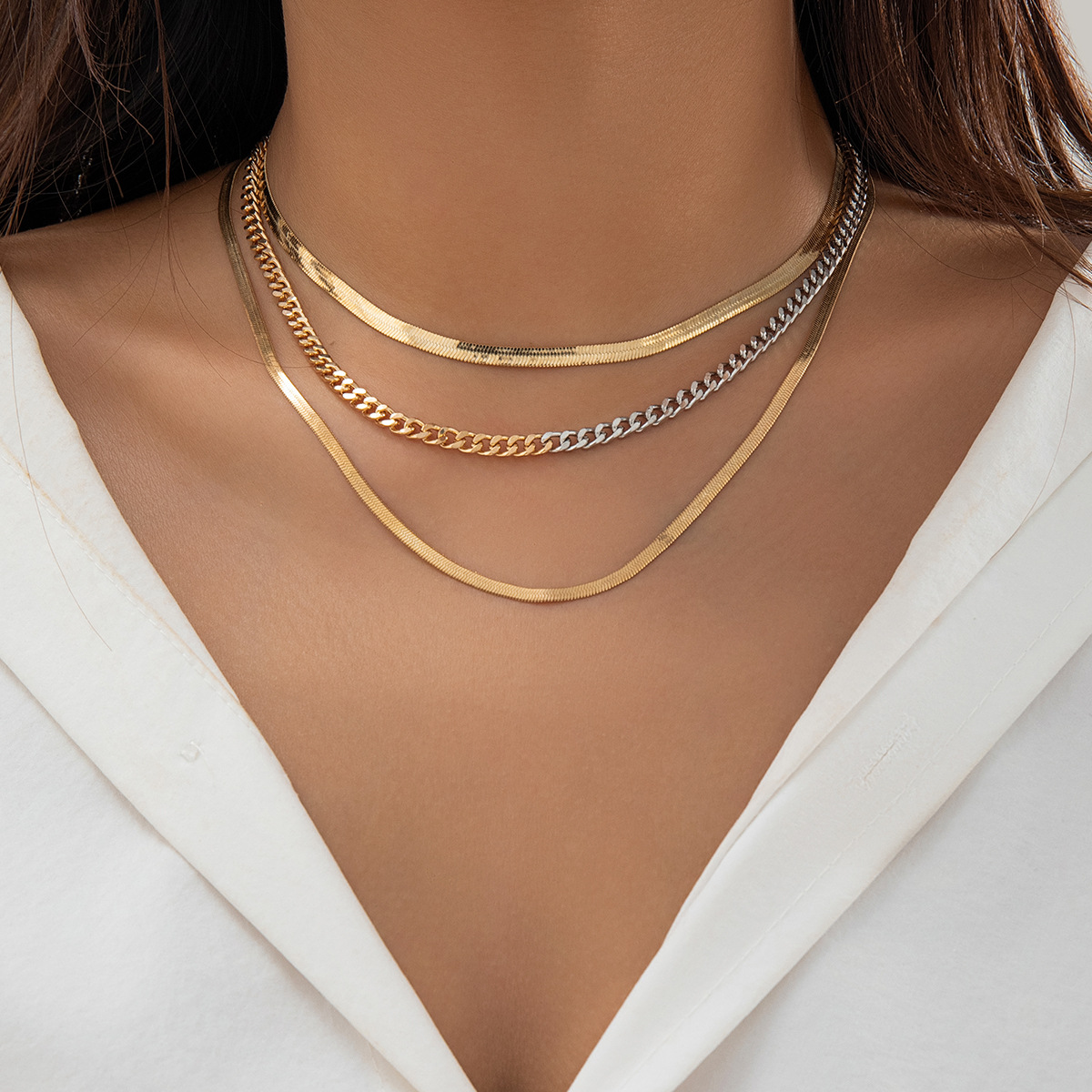 European and American cross-border snake-bone chain contrasting color ins necklace necklace women 's versatile diamond-encrusted multi-layered heart-shaped necklace full figure