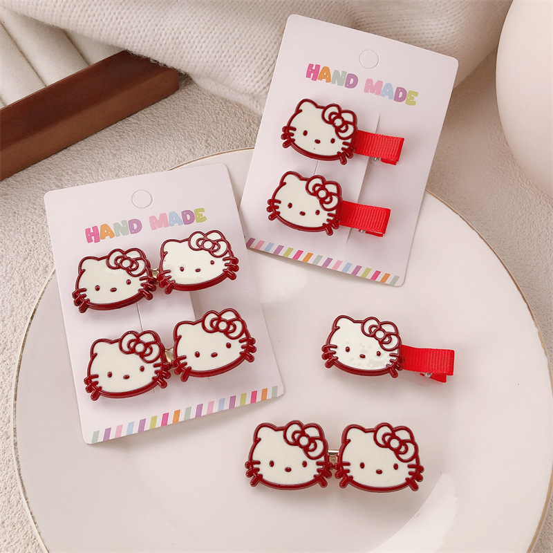 Cute cartoon cat hair clips, red cat hair accessories, children's hair accessories, side clips, bangs, hair clips wholesale Application Scenario