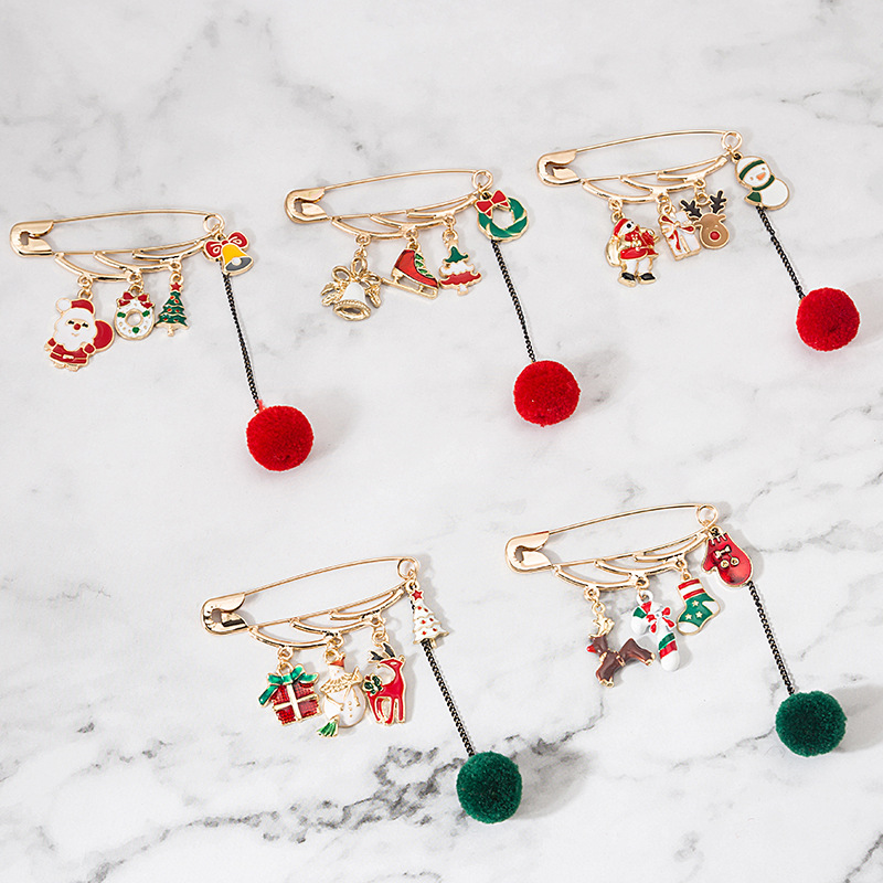 New Japanese and Korean creative Christmas tassel fur ball brooch Snowman reindeer walking stick gloves pin collar pin details Picture