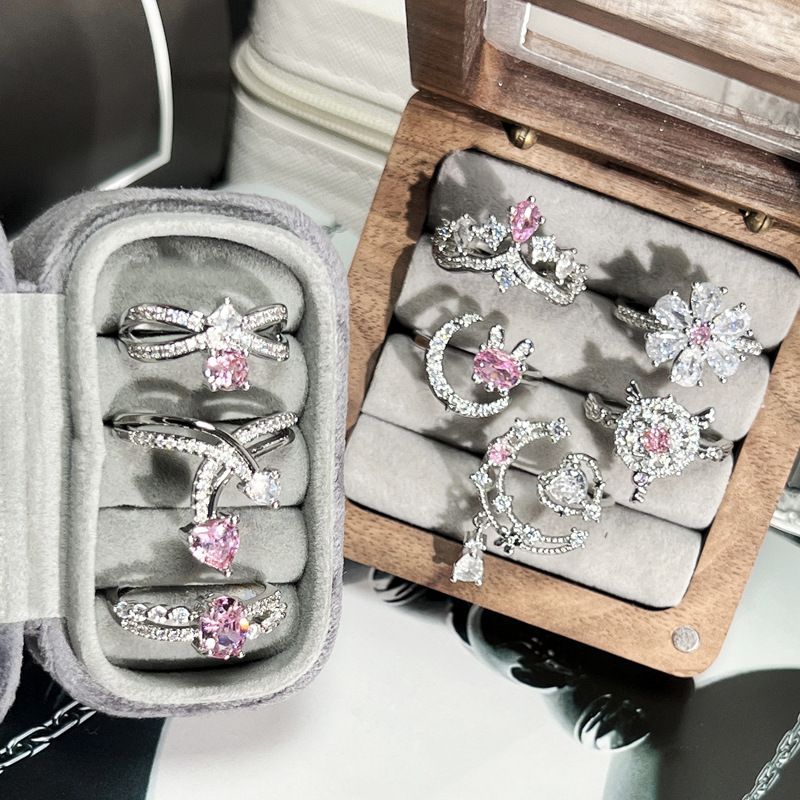 The new autumn and winter collection features a sweet pink diamond flower light luxury open ring for a female rabbit with an irregular shape, exquisite and versatile layering ring Application Scenario