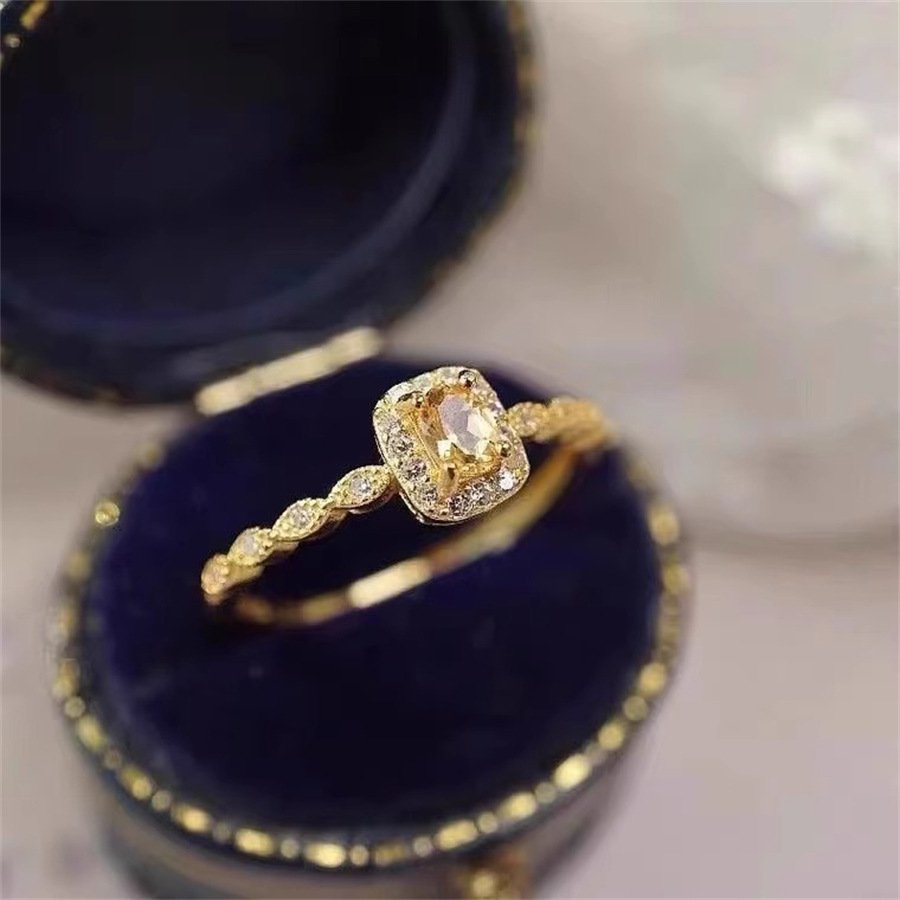 A light luxury yellow zircon open-top ring for women, a niche design with a high-end feel, is a versatile and elegant ring trend Item Picture