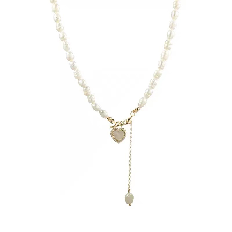 French-style gentle pearl heart-shaped shell necklace, a retro, light luxury and niche accessory for women, collarbone chain Item Picture