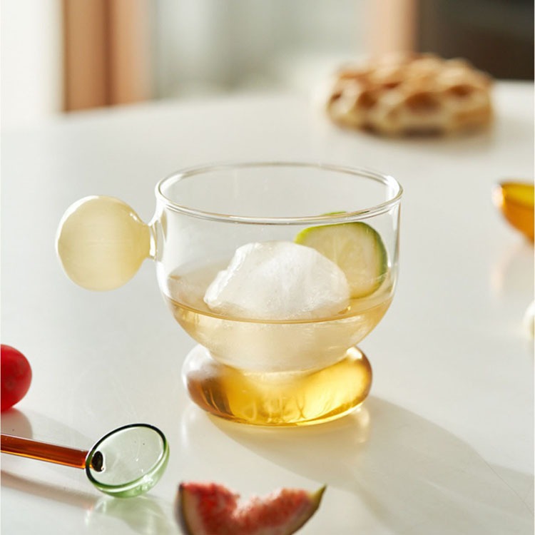 Cute spherical glass cup, high borosilicate transparent single-layer cup, ins style household, high appearance level milk juice cup with handle Specification drawing