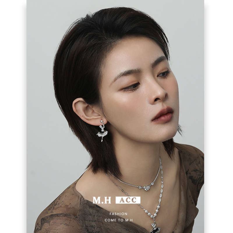 ins Ballet Girl Exquisite Earrings 925 Silver Needle High-end earstud wholesale Original fashionable and trendy earrings for women Specification drawing