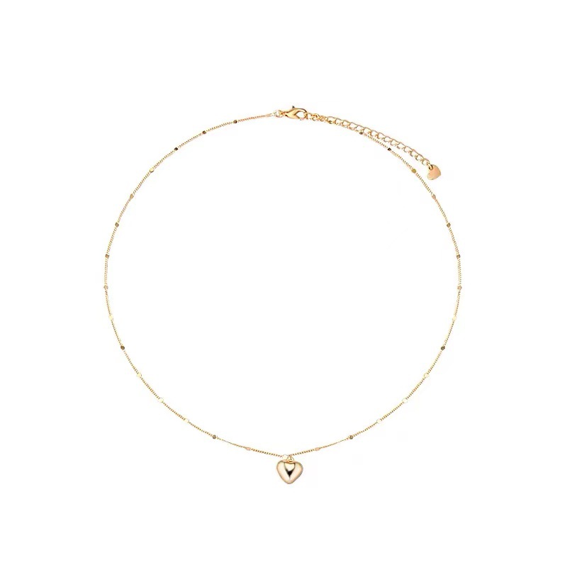 The "Heart Necklace" for women's Spring and summer, a light luxury and niche 2023 new collarbone chain design, is a stylish and elegant necklace accessory Item Picture