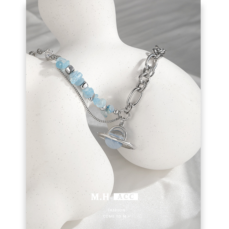 The "Planet Encircled Necklace" is made of natural stones for women, featuring a fashionable and high-end design. It is an original and simple, versatile, and niche collarbone chain Application Scenario
