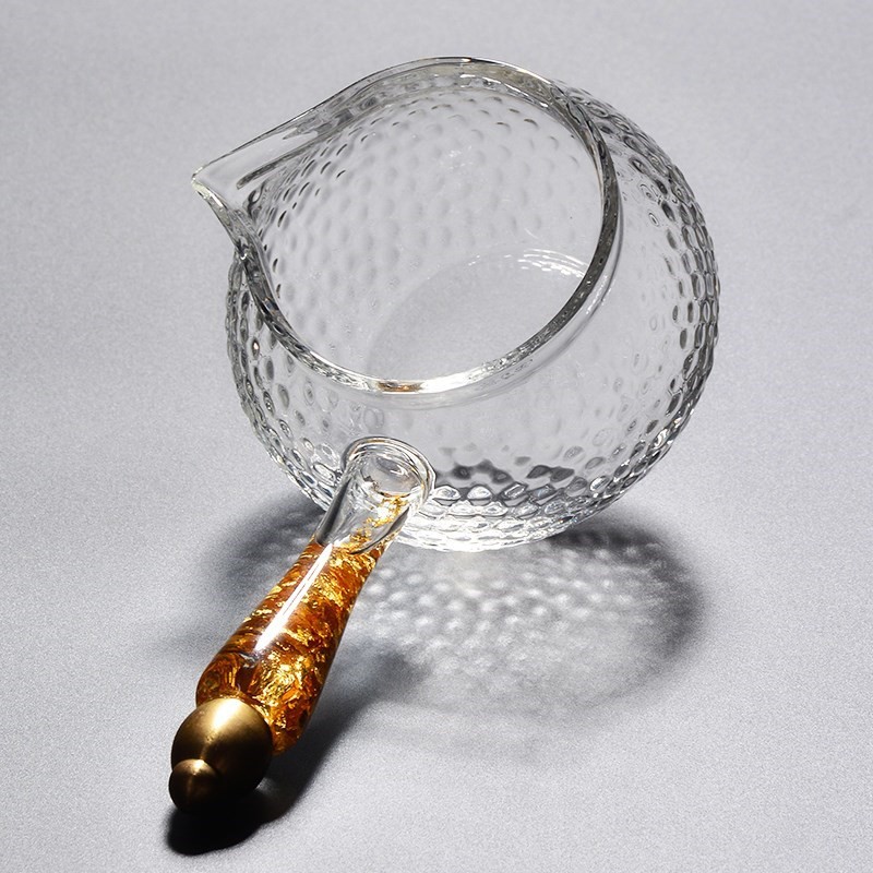 High borosilicate glass side handle, public cup, gold foil fair cup, hidden gold handle, hammer-patterned Gongfu tea set, tea distribution set, public cup Specification drawing