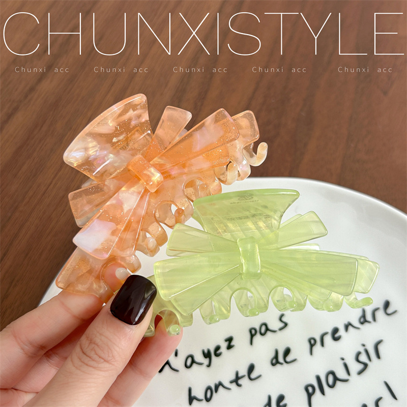 YD Korean Heavy Industry acetic Acid hair clip for the back of the head, 2025 new shark clip, large female high-end bow grabber Application Scenario