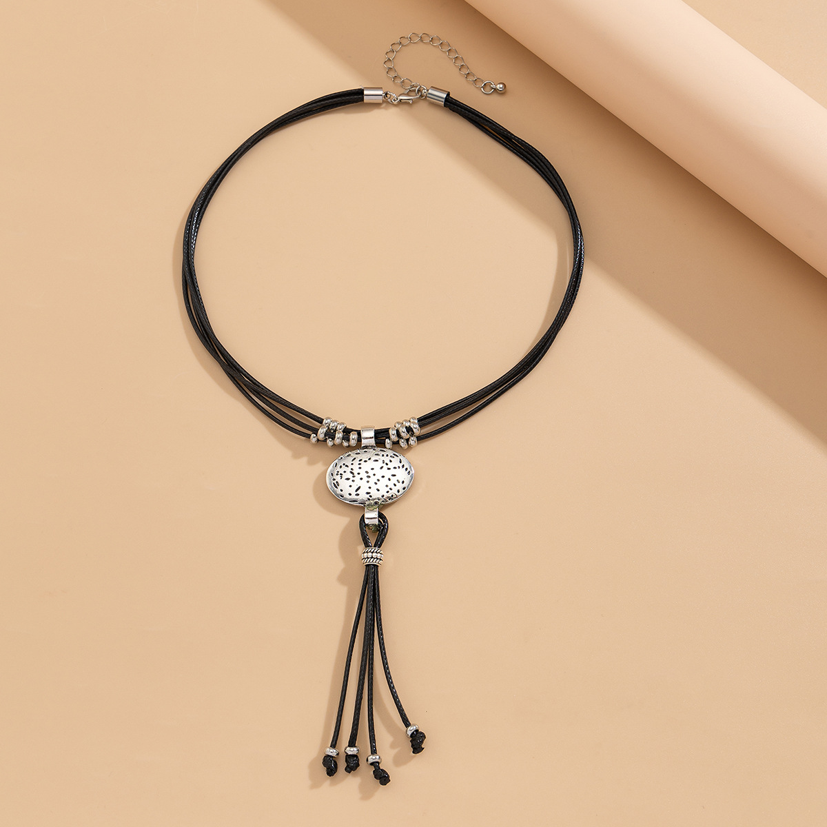 European and American cross-border jewelry with ethnic style and metallic feel Necklace versatile retro tassel oval pendant Necklace Application Scenario