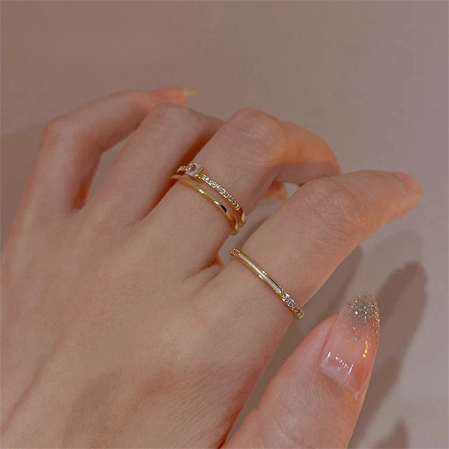 A French retro double-layer zircon ring for women, with a unique and high-end feel, is a light luxury index ring. It features an Instagram style and a simple design Specification drawing