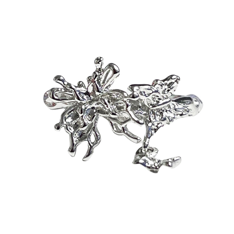 The simple and irregular texture tassel butterfly bee open ring is a trendy, high-end, fashionable and individual ring for women Item Picture
