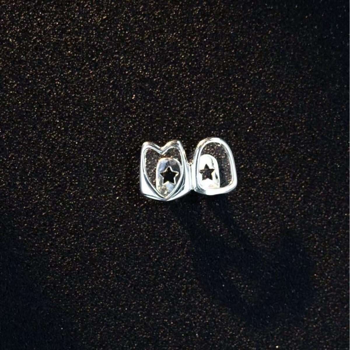 Love Braces, cross-border hollowed-out double-piece braces, heart-shaped design, independent braces with adhesive packaging, hip-hop braces Specification drawing