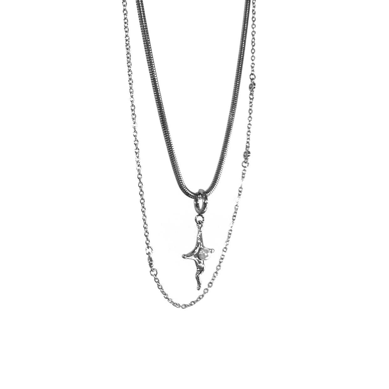 A cool and stylish silver double-layer cross pearl necklace for women's summer collarbone chain, 2023 new style necklace Item Picture