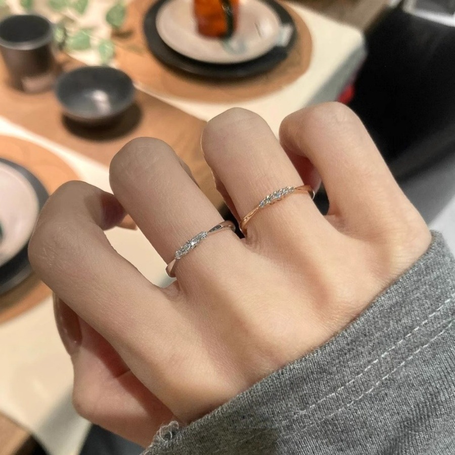 "Man Tian Xing He Flash Diamond Zircon ring for women, non-fading, light luxury, niche and high-end style index finger ring, simple and versatile ring. Item Picture