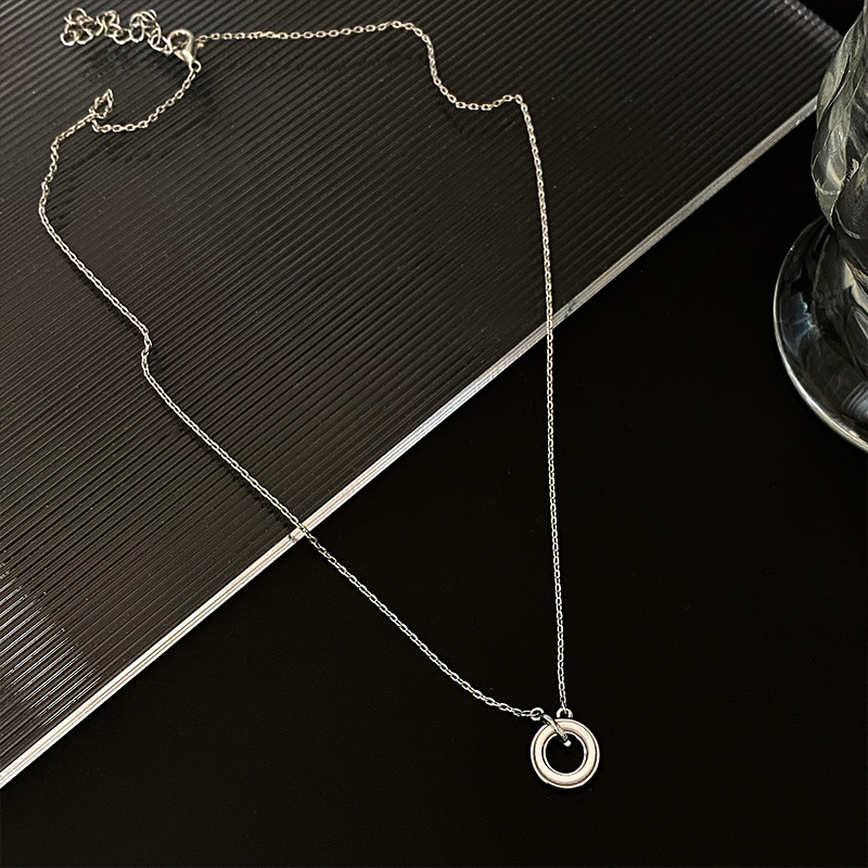 Light Luxury 2023 New trendy necklace, women's design sense, niche titanium steel cold style, Instagram hip-hop collarbone chain Specification drawing