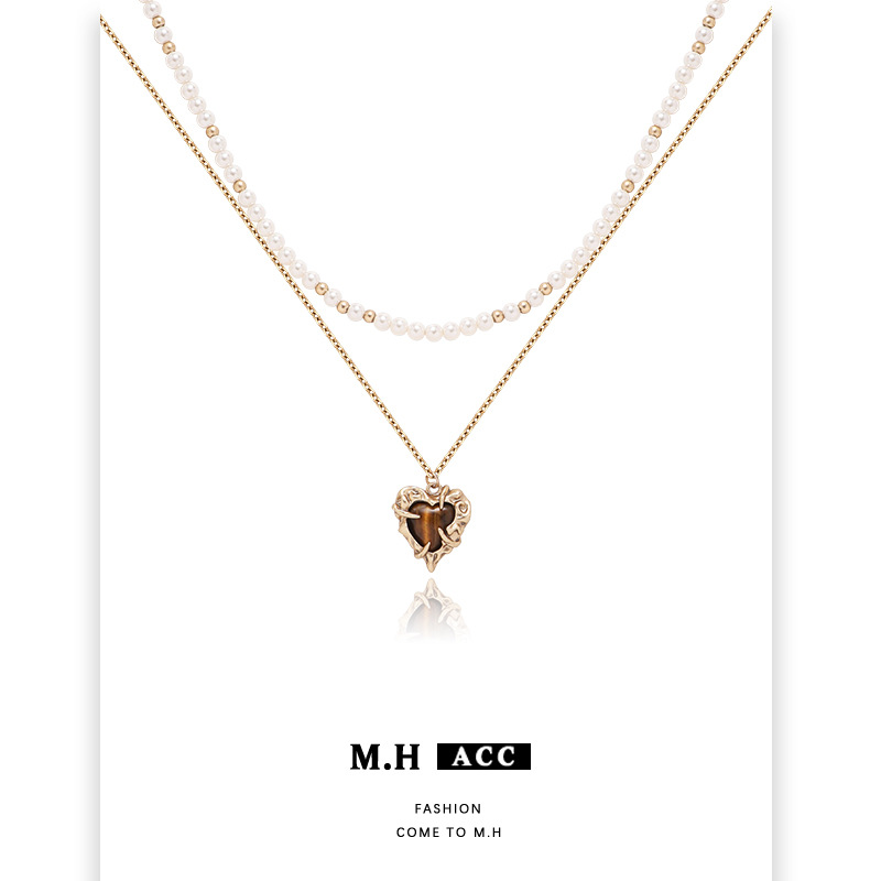 Autumn and winter tiger's eye heart-shaped pearl necklace for women, double-layered wearing, high-end golden collarbone chain, fashionable and niche pendant Specification drawing