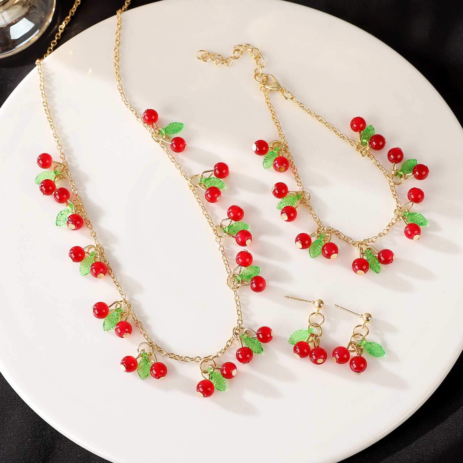 ins Acrylic strawberry leaf Cherry Necklace bracelet Ring Summer Jewelry Set Women's high-end three-piece set details Picture