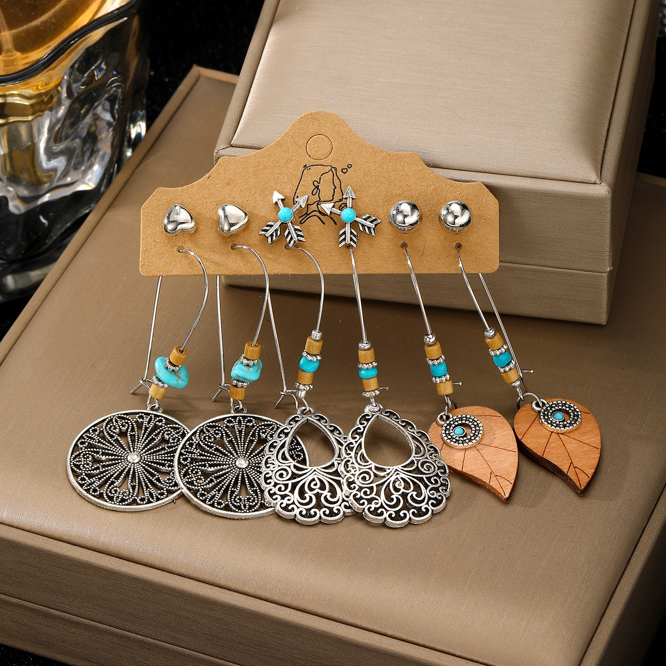 European and American earring sets, cross-border Amazon vintage earrings, long tassel leaf feather ethnic style earrings full figure