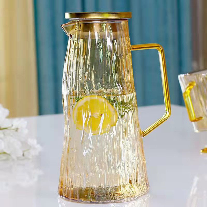 Glacier pattern cold water bottle, glass high-temperature resistant thickened water bottle, large capacity, home living room, summer cool boiled water, Japanese-style Application Scenario