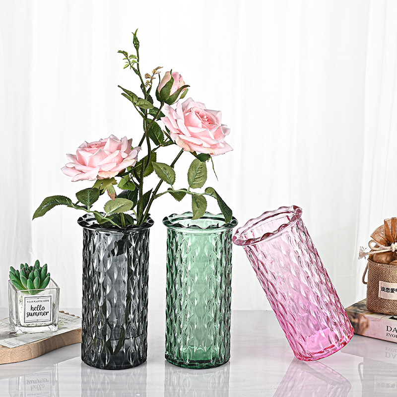 Factory wholesale gift glass vases, dried flower arrangements, simulated flower vases, European-style home decorations, and lucky bamboo vases full figure