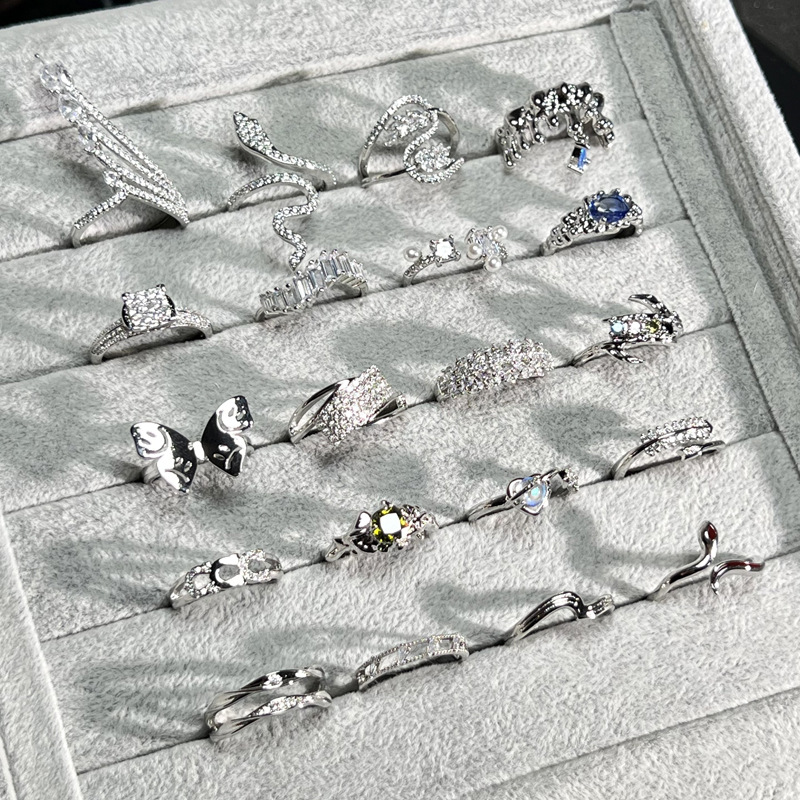 ins cold style high-end, light luxury, full diamond snake-shaped temperament ring, women's fashionable, simple and irregular micro-set ring Specification drawing