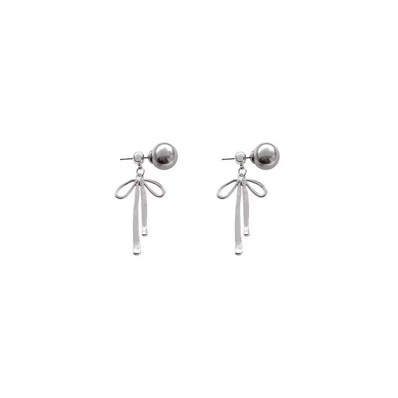 In 2025, there will be a series of best-selling items that exude a girlish charm, featuring a cold bow, long, cool grey pearl earrings, and delicate retro earrings Item Picture