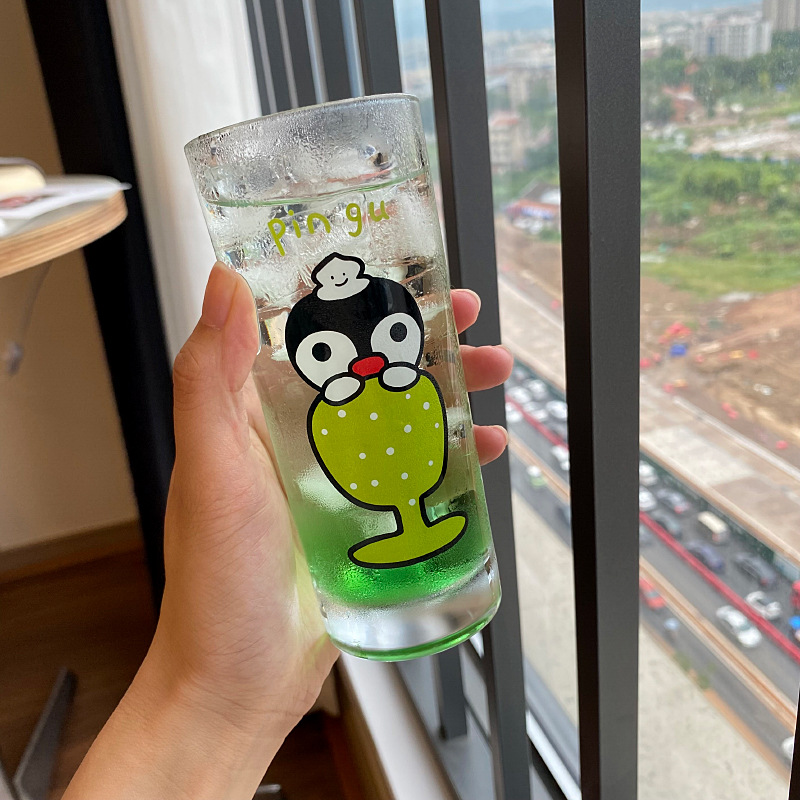 Homemade retro and Chinese-style cute penguin glass cups, cool melon soda glass cups, water cups and juice cups Application Scenario