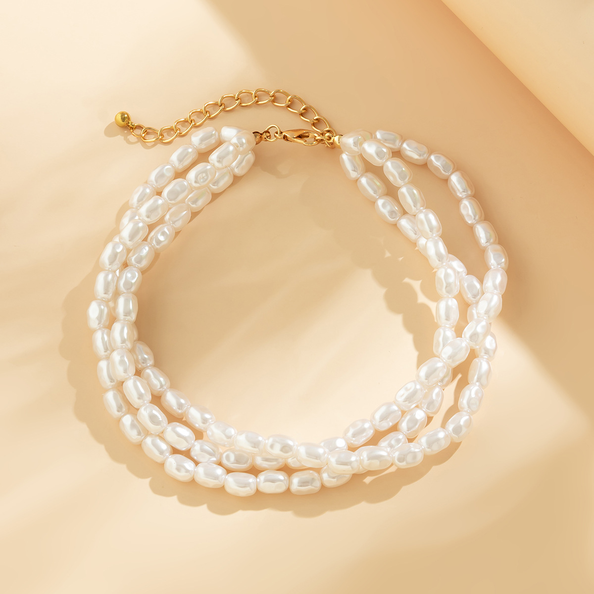 European and American cross-border jewelry, simple French imitation pearl collarbone chain necklace, sweet and cool style, niche heart-shaped pendant necklace Application Scenario