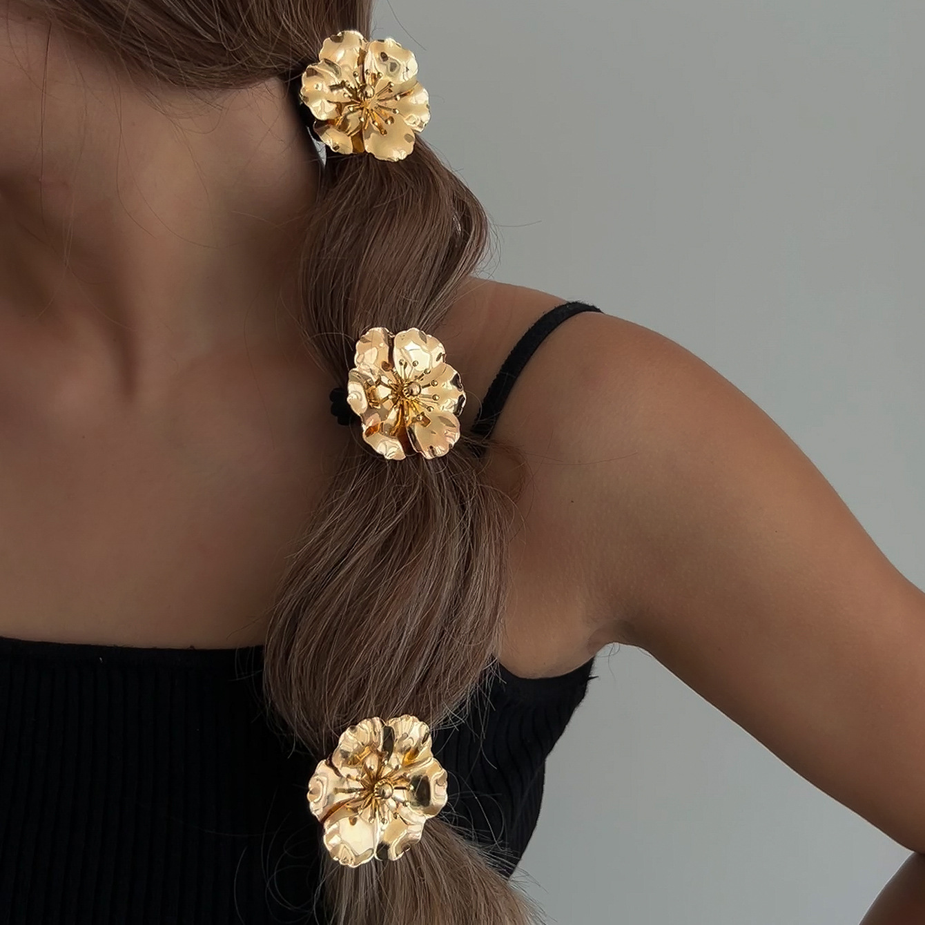 The 2024 new high-end European and American style floral headwear is a popular alloy hair tie on AliExpress for foreign trade full figure