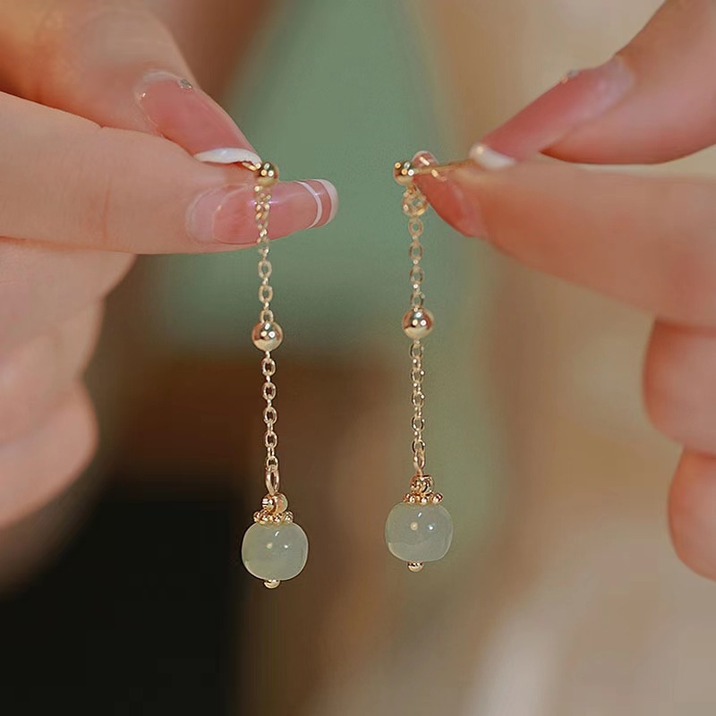 S925 Silver needle Light Luxury Niche long tassel chalcedony earrings, a versatile and elegant earring accessory for women, the same style as a popular online celebrity full figure