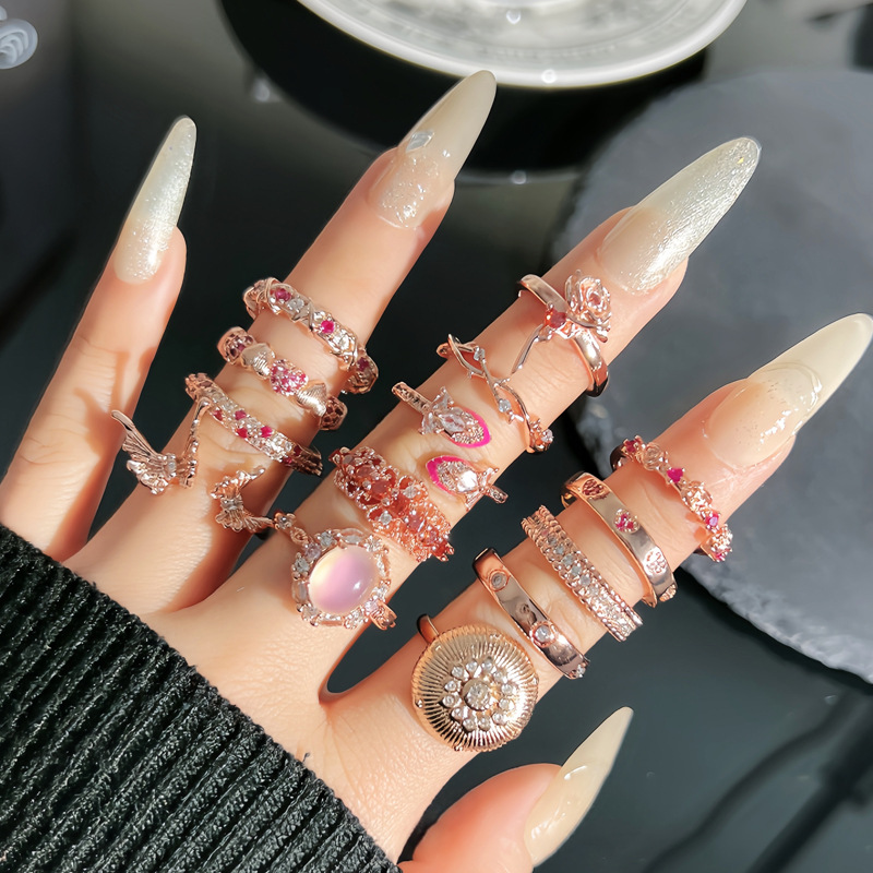 New row diamond light luxury and high-end layered ring for women, rose gold retro cross cold style niche index ring Specification drawing