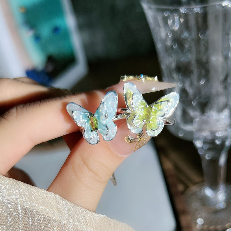 Forest-themed gradient blue and green three-dimensional butterfly opening ring, a French retro, high-end, simple and fashionable ring for women details Picture