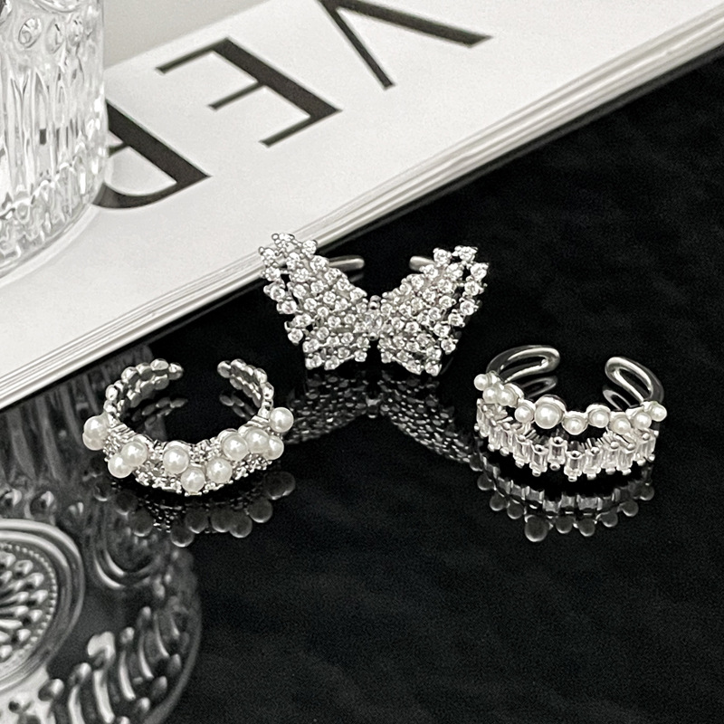 French super fairy butterfly full diamond open ring, women's Instagram cold style, high-end feel, pearl layered sweet and cool index finger ring details Picture