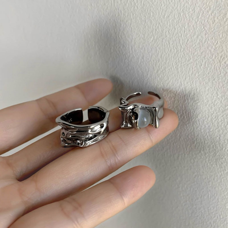ins Cold style moonstone cat's eye ring for women, fashionable, individual, light luxury, trendy and niche design, high-end food ring Specification drawing