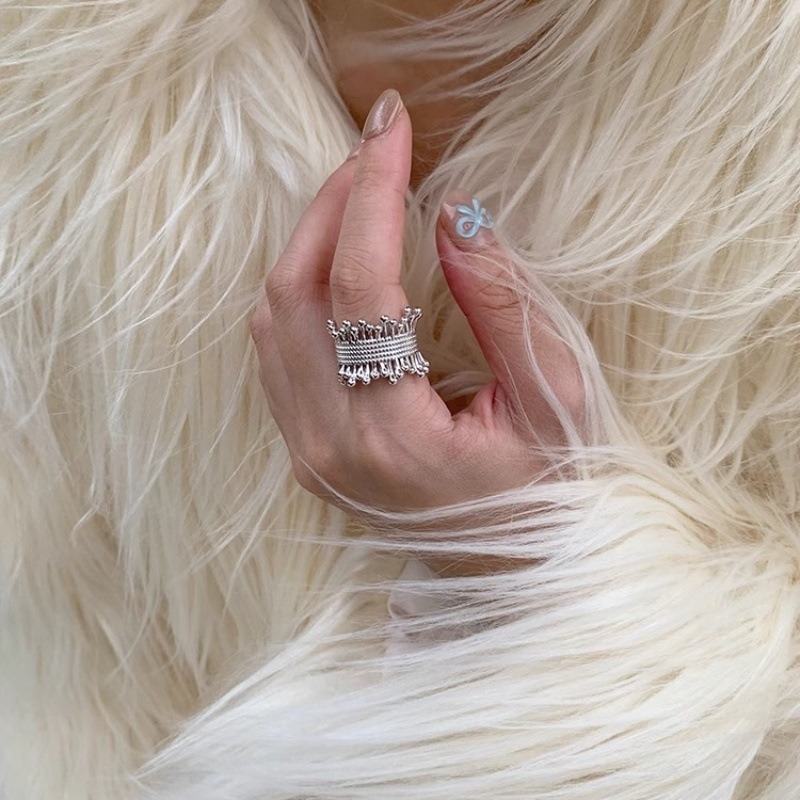 Korean-style simple metal woven ring, a cold and aloof design for women, a high-end and versatile open ring full figure