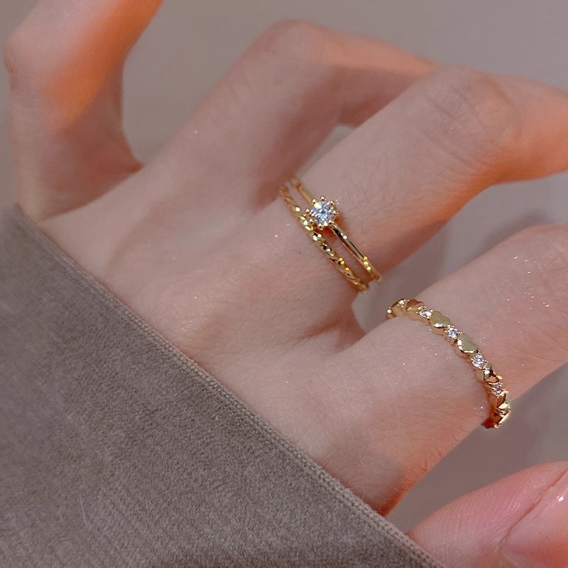 Ins-style zircon plain ring, a unique and niche design for women, exudes a sense of high-end luxury and is versatile. It's a trendy open-top ring accessory Item Picture