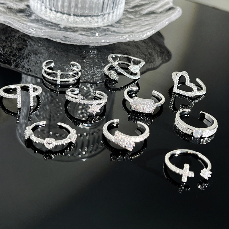 A simple and individual micro-inlaid zircon line geometric open ring for women's ins, with a cold style, exquisite and fashionable temperament Application Scenario