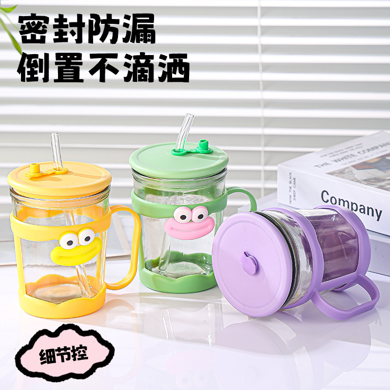 Glass straw cup, household drinking cup, heat-resistant office breakfast coffee cup, cartoon handle gift glass cup Specification drawing